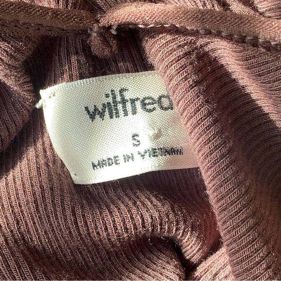 Aritzia Wilfred Danette Bodysuit Ruffle - Picture 6 of 11